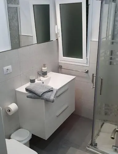 Olas * פלאייה דל אינגלז